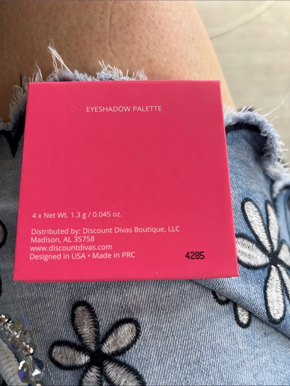 Pink Four-Pan Eyeshadow Palette - Warm Neutrals & Shimmer.